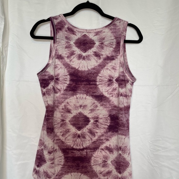 Lularoe/ Purple and White tie dye tank top - Picture 3 of 4